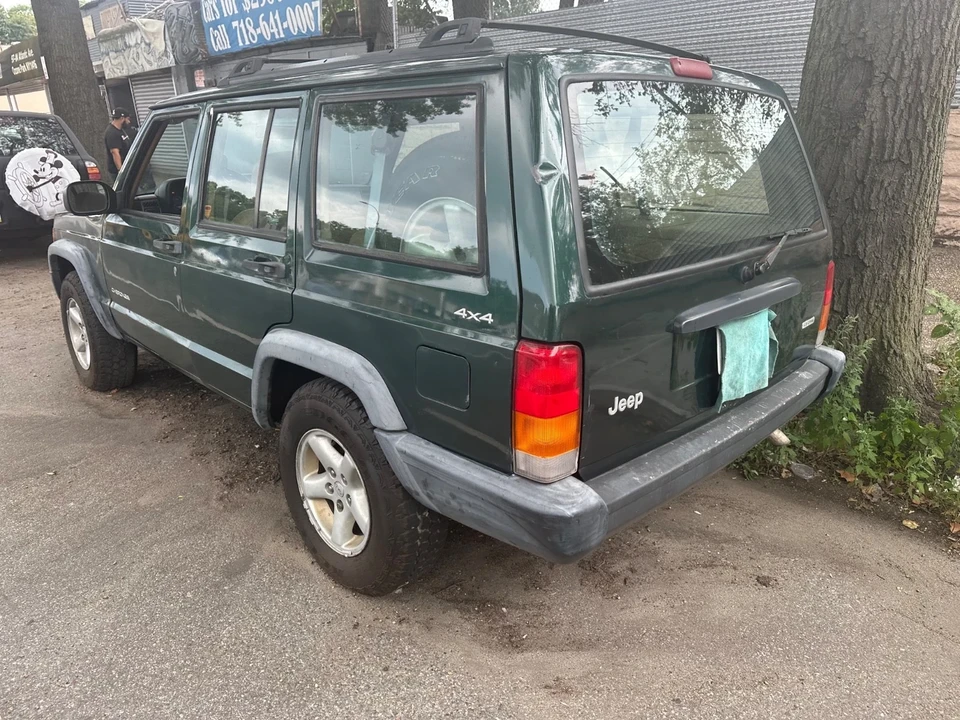 2000 Jeep XJ Cherokee - Image 4 of 19