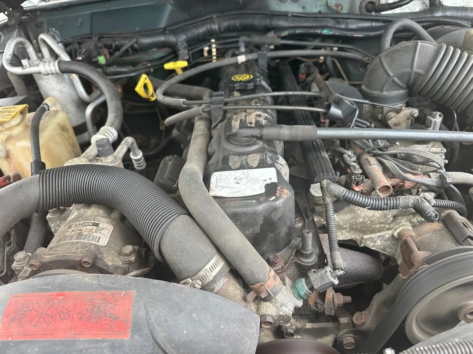 2000 Jeep XJ Cherokee - Image 16 of 19