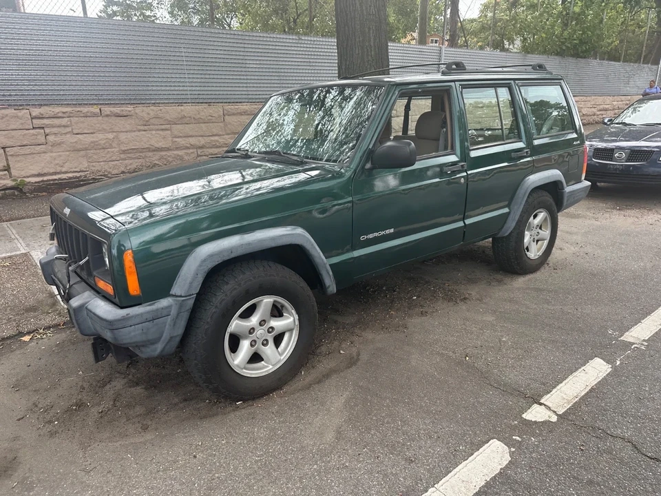 2000 Jeep XJ Cherokee - Image 2 of 19