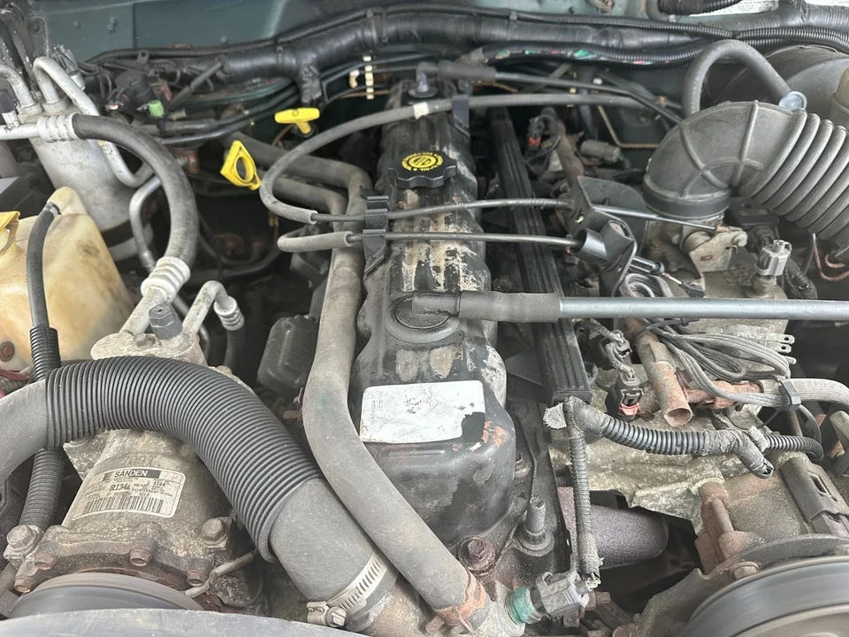 2000 Jeep XJ Cherokee - Image 17 of 19