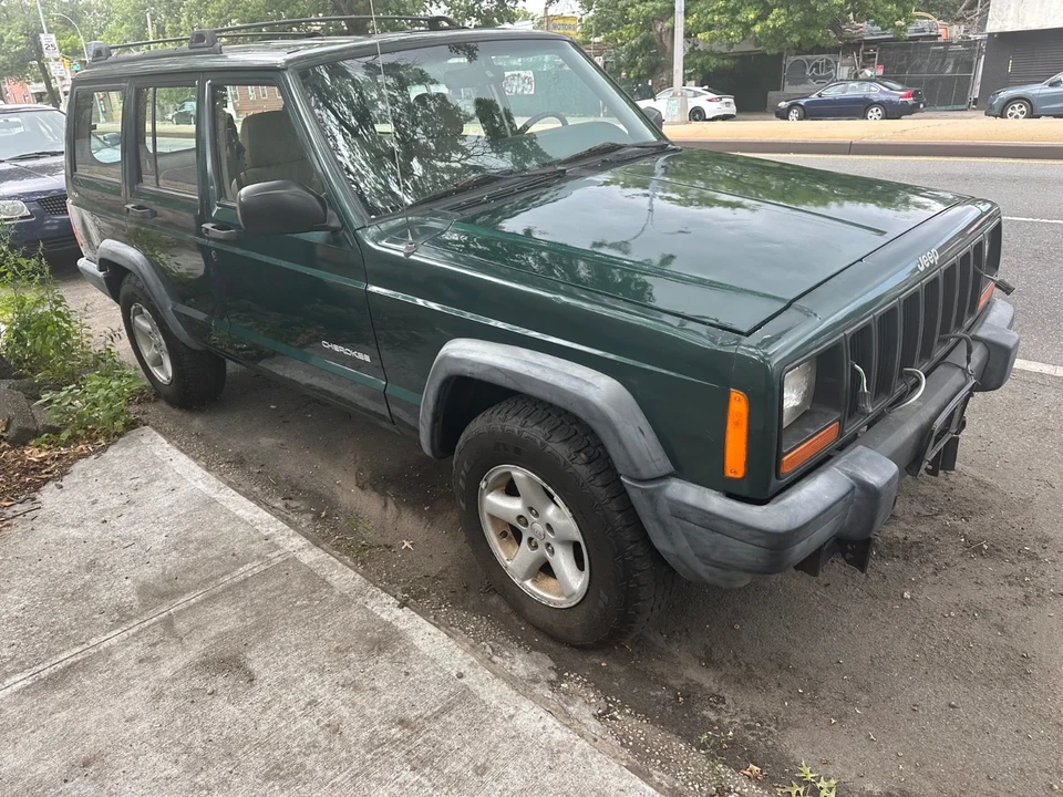 2000 Jeep XJ Cherokee - Image 6 of 19