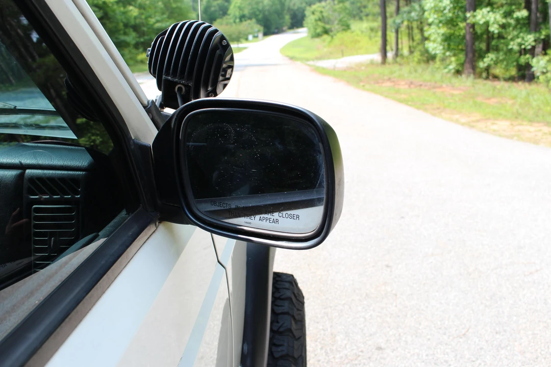 2000 Jeep XJ Cherokee - Image 29 of 31