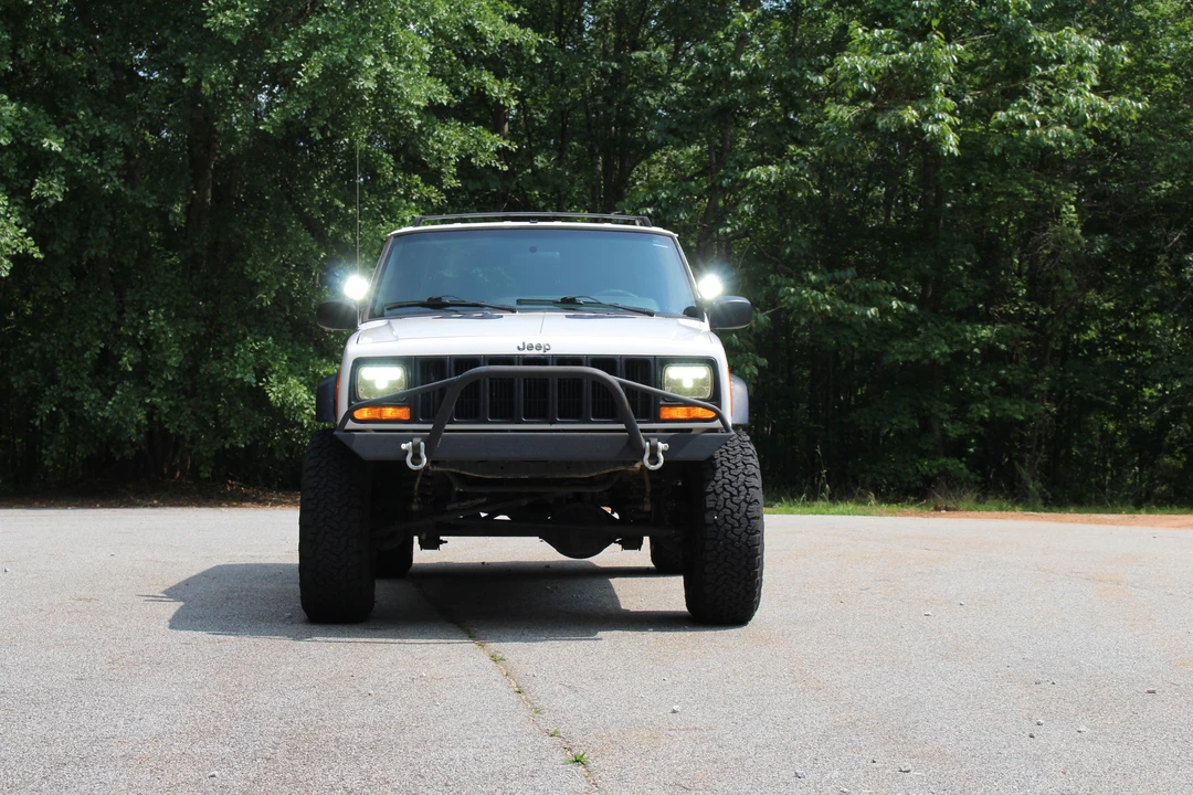 2000 Jeep XJ Cherokee - Image 6 of 31