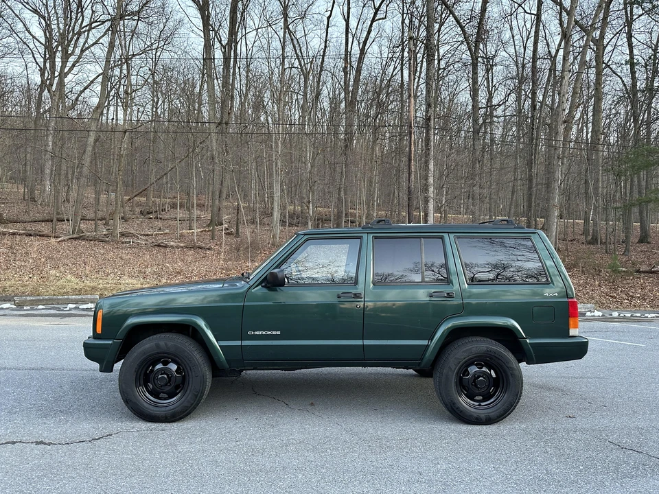 2000 Jeep XJ Cherokee - Image 29 of 31