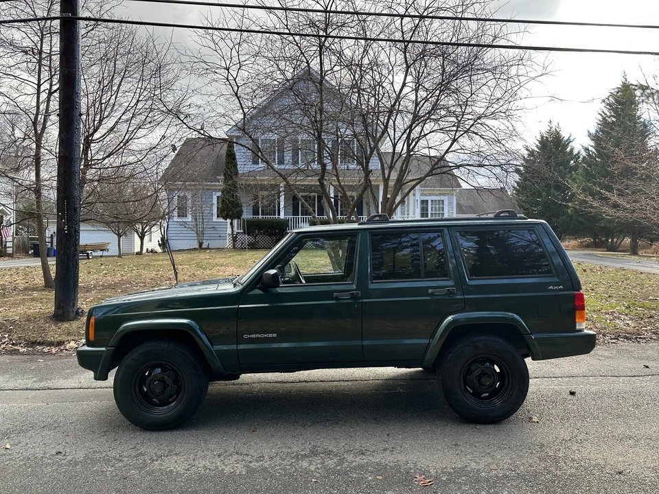 2000 Jeep XJ Cherokee - Image 11 of 31