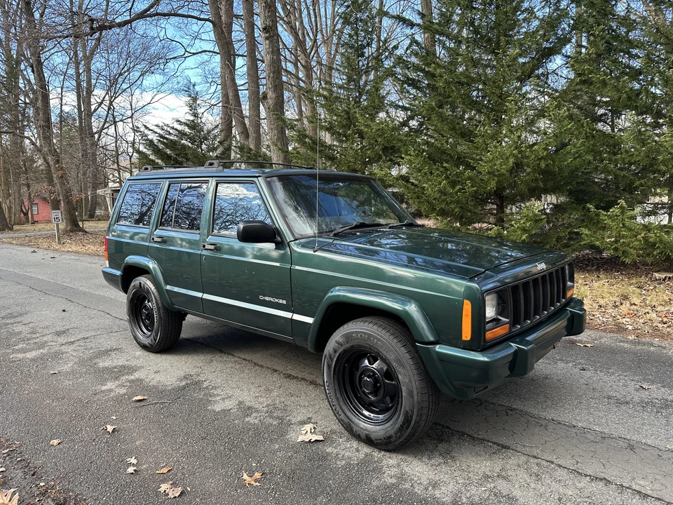 2000 Jeep XJ Cherokee - Image 20 of 31