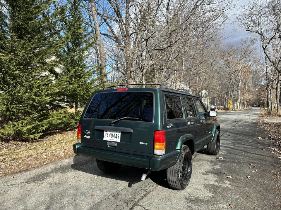2000 Jeep XJ Cherokee - Image 15 of 31
