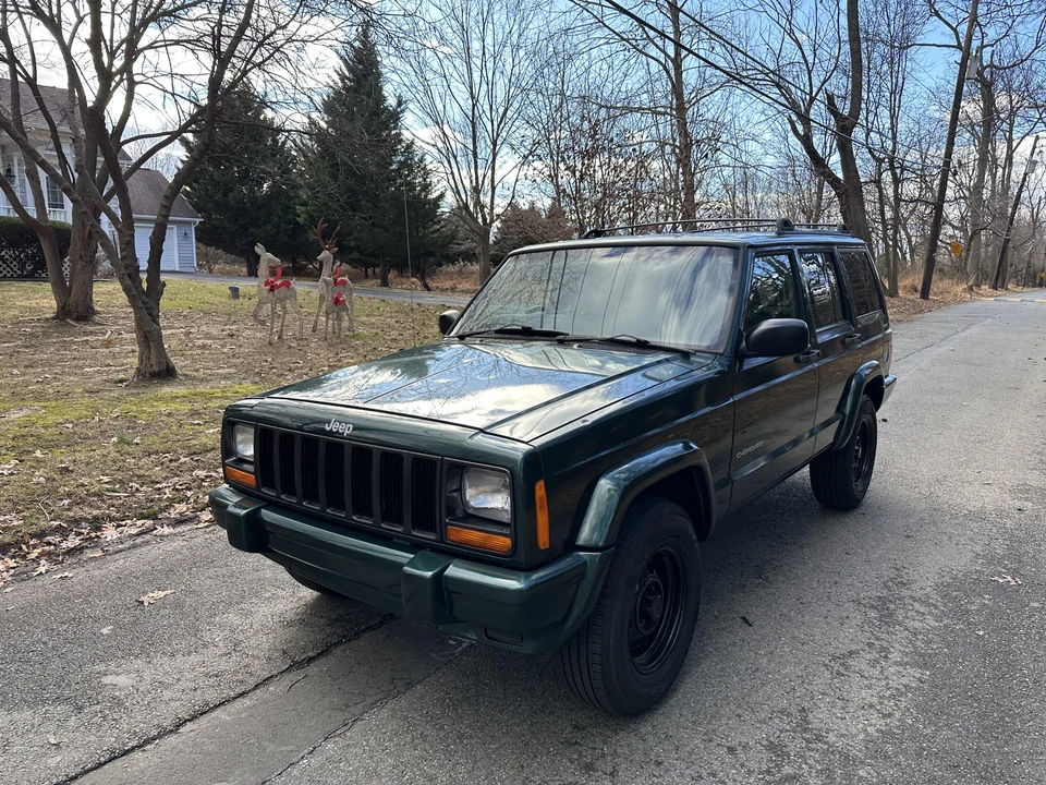 2000 Jeep XJ Cherokee - Image 7 of 31