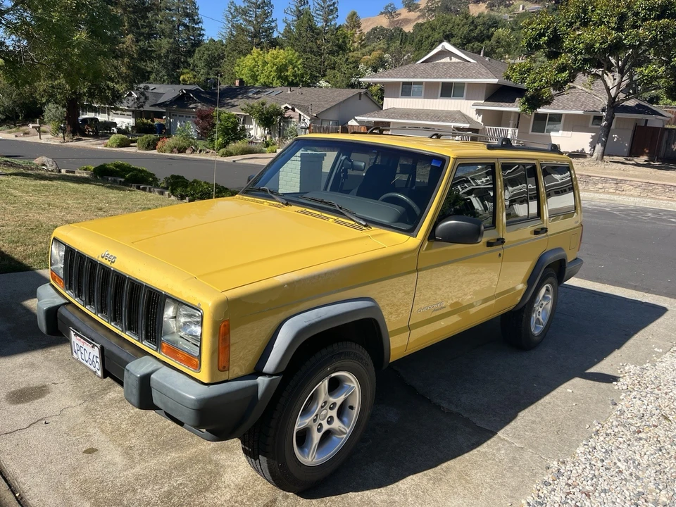 2000 Jeep XJ Cherokee - Image 3 of 23