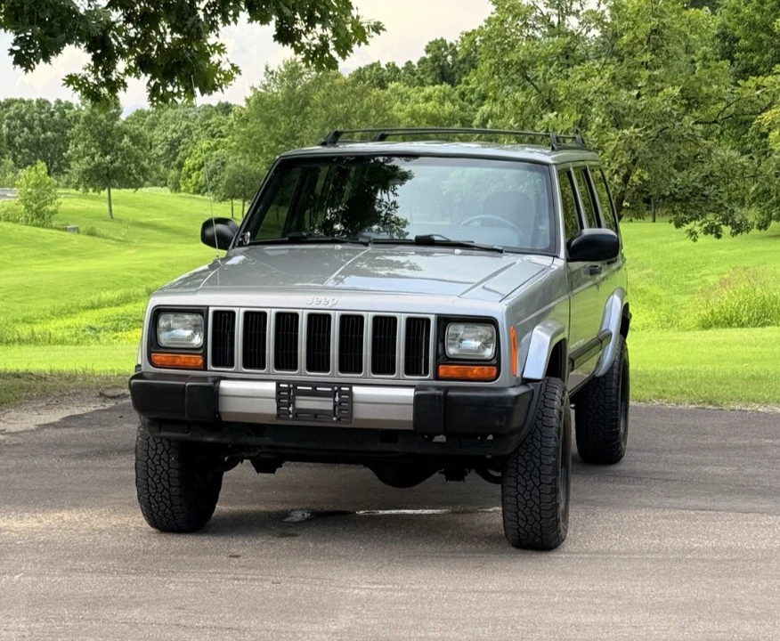 2000 Jeep XJ Cherokee - Image 2 of 23