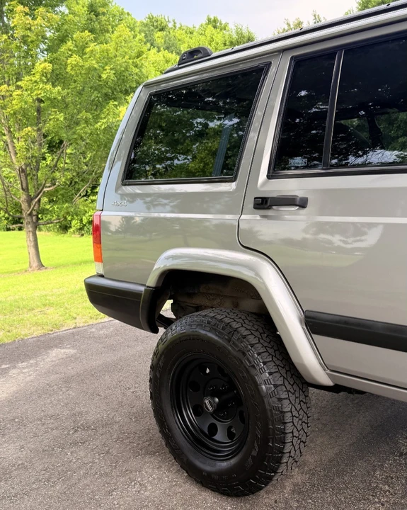 2000 Jeep XJ Cherokee - Image 7 of 23