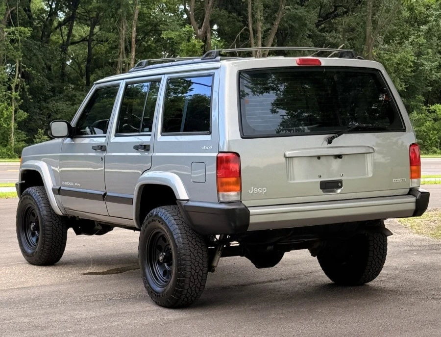2000 Jeep XJ Cherokee - Image 11 of 23
