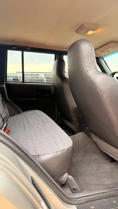 2000 Jeep XJ Cherokee - Image 15 of 23
