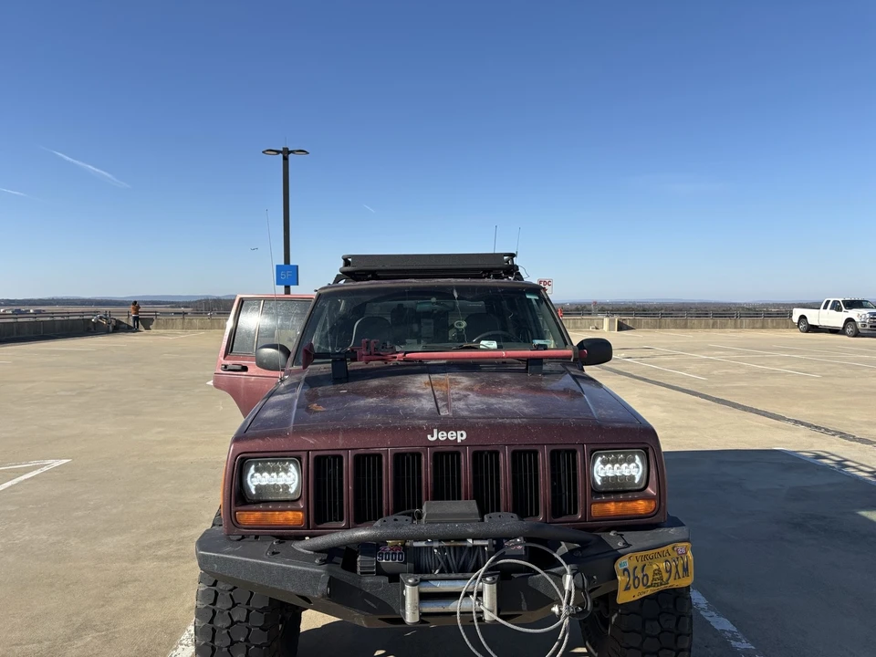 2000 Jeep Cherokee - Image 4 of 10