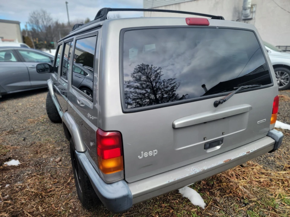 2000 Jeep XJ Cherokee - Image 7 of 17
