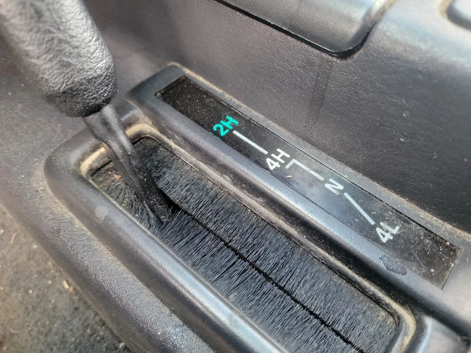 2000 Jeep XJ Cherokee - Image 16 of 17