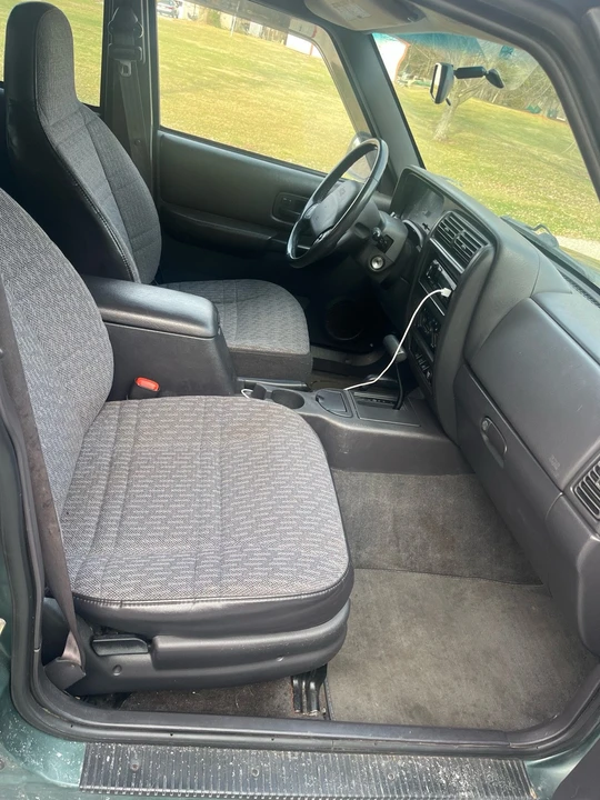 2000 Jeep XJ Cherokee - Image 6 of 7