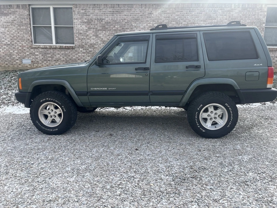2000 Jeep XJ Cherokee - Image 2 of 7