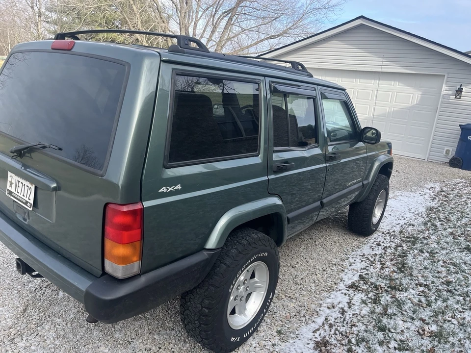 2000 Jeep XJ Cherokee - Image 5 of 7