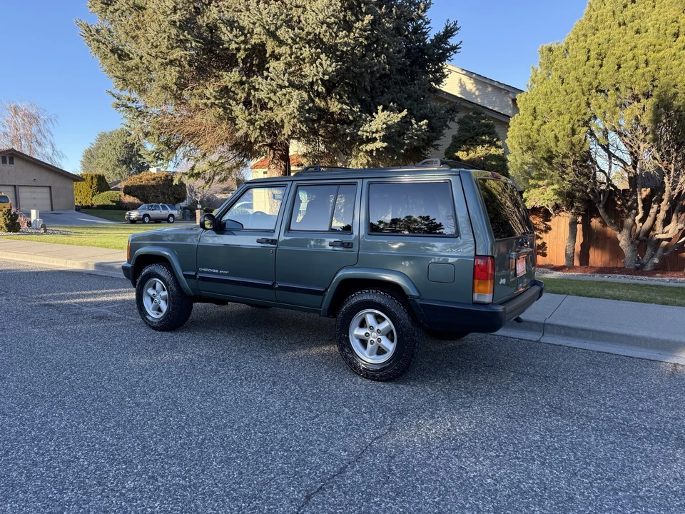 2000 Jeep XJ Cherokee - Image 3 of 21