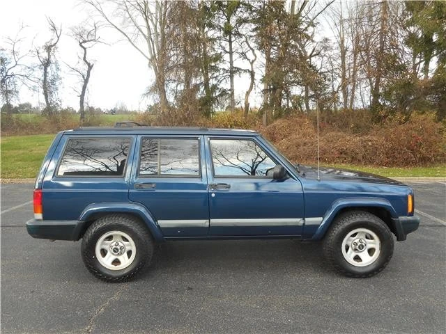 2000 Jeep XJ Cherokee - Image 2 of 12