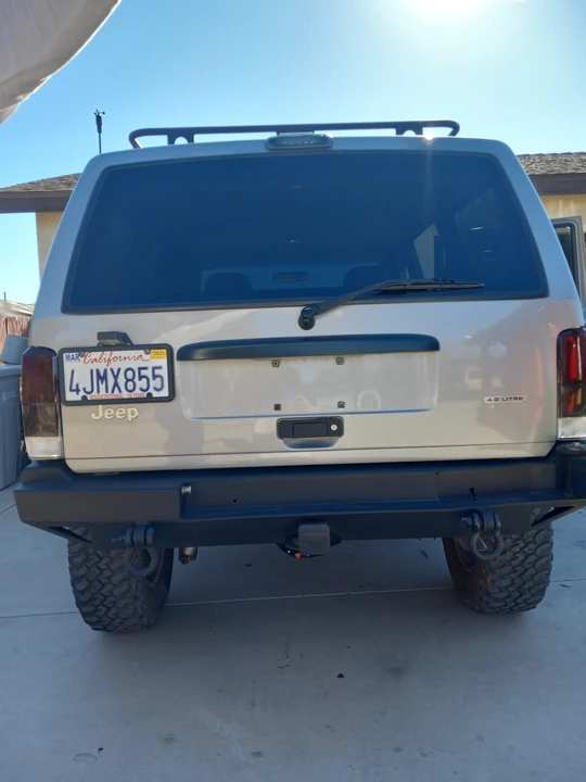2000 Jeep XJ Cherokee - Image 13 of 31