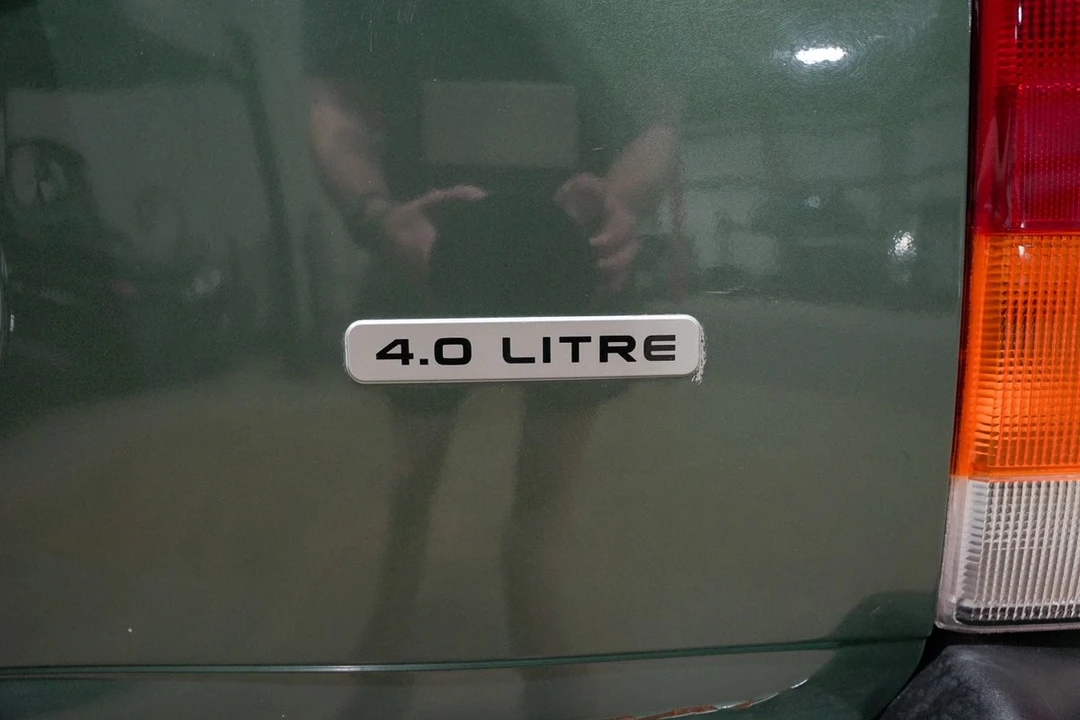 2000 Jeep XJ Cherokee - Image 24 of 31