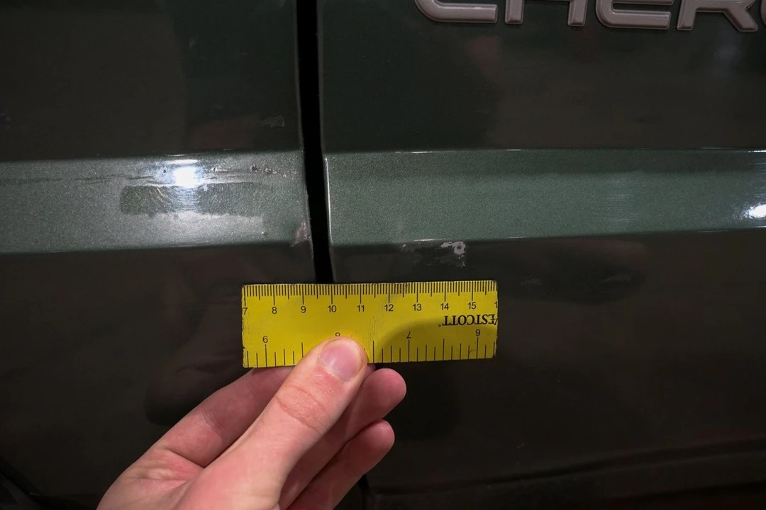 2000 Jeep XJ Cherokee - Image 29 of 31
