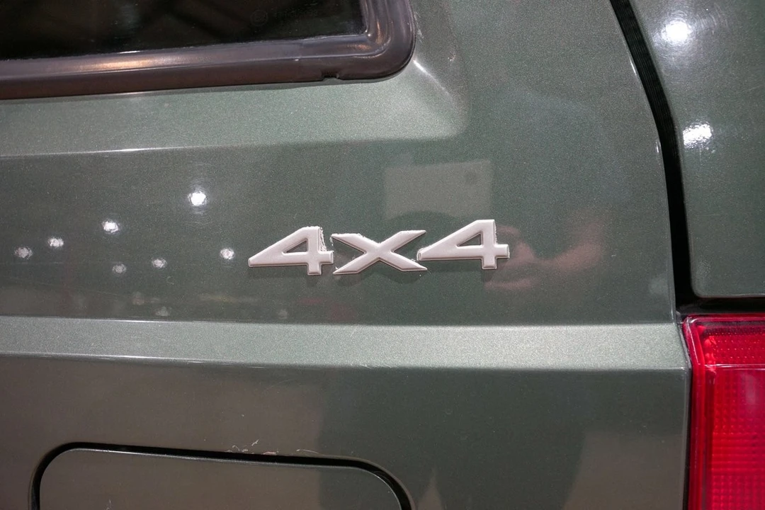 2000 Jeep XJ Cherokee - Image 22 of 31