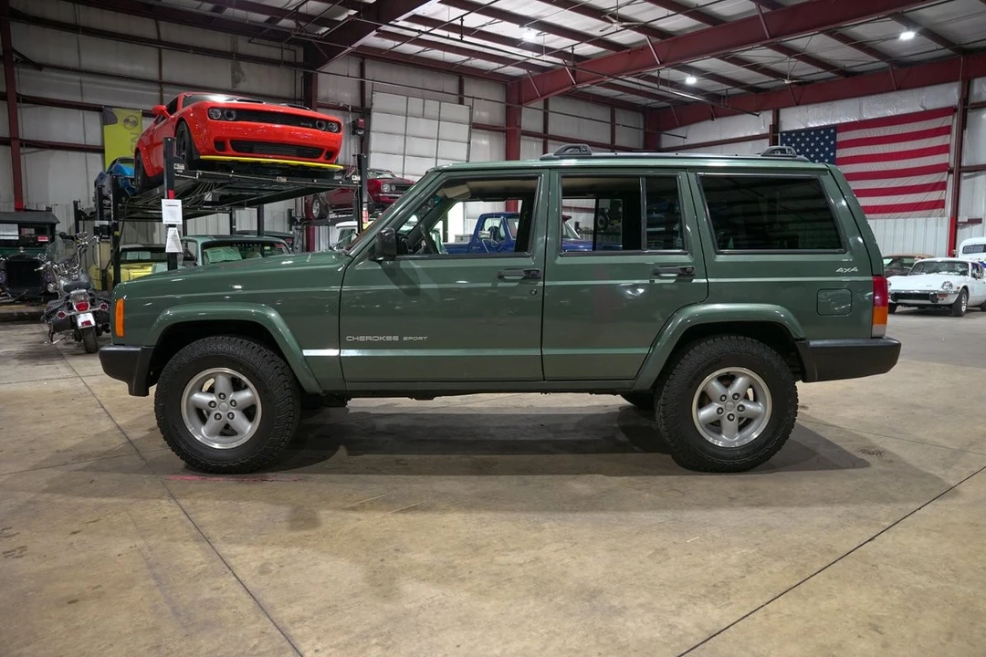 2000 Jeep XJ Cherokee - Image 4 of 31