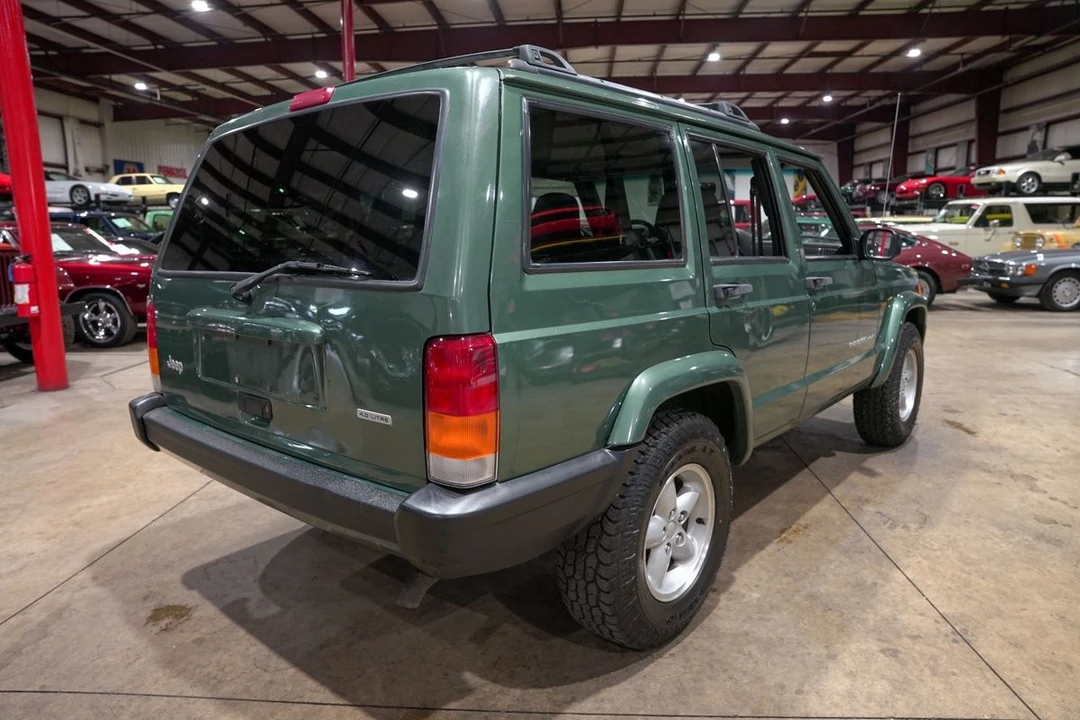 2000 Jeep XJ Cherokee - Image 8 of 31