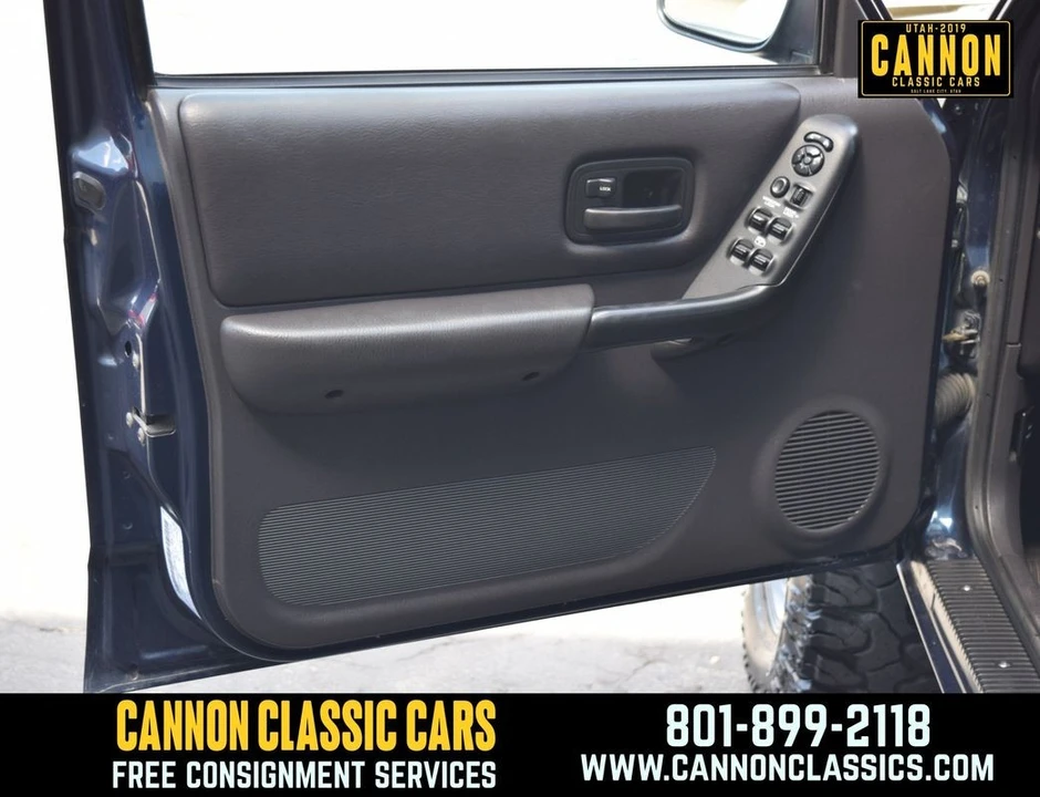 2000 Jeep XJ Cherokee - Image 24 of 31