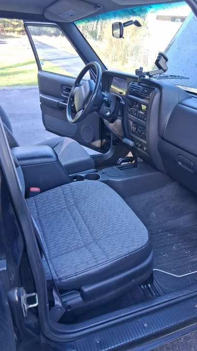 2000 Jeep XJ Cherokee - Image 10 of 15
