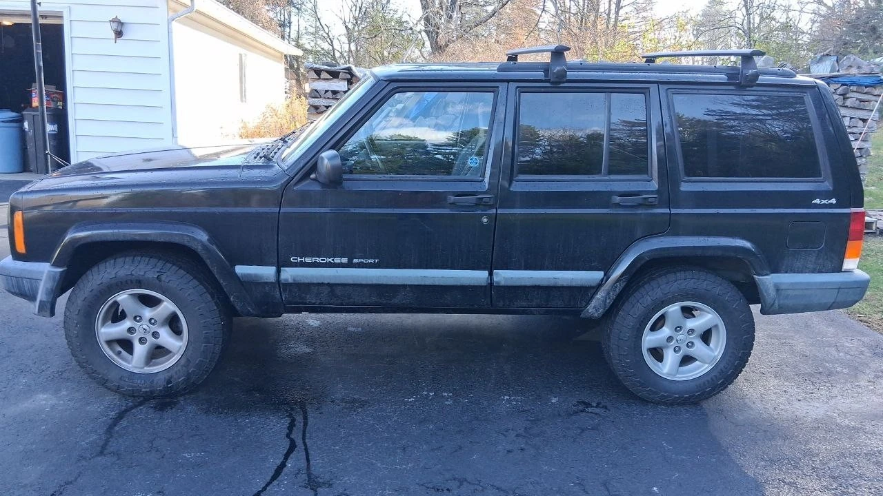 2000 Jeep XJ Cherokee - Image 2 of 15