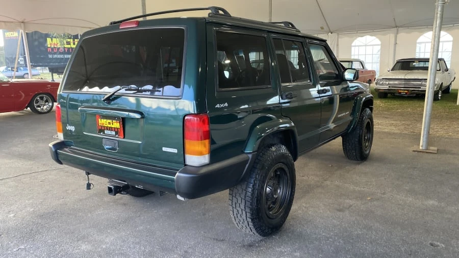 2000 Jeep XJ Cherokee - Image 2 of 5