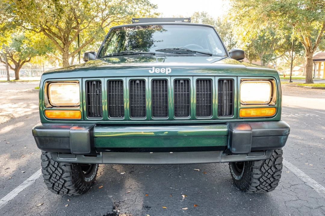 2000 Jeep XJ Cherokee - Image 12 of 31