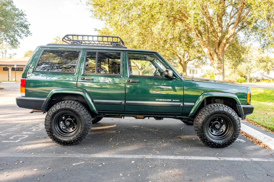 2000 Jeep XJ Cherokee - Image 8 of 31