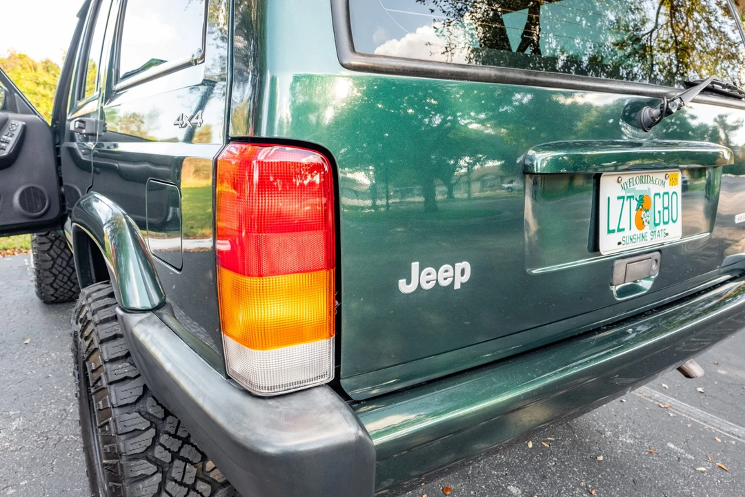 2000 Jeep XJ Cherokee - Image 30 of 31
