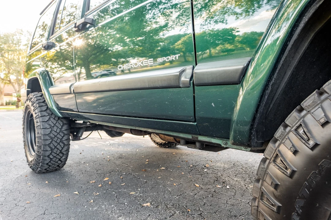 2000 Jeep XJ Cherokee - Image 25 of 31