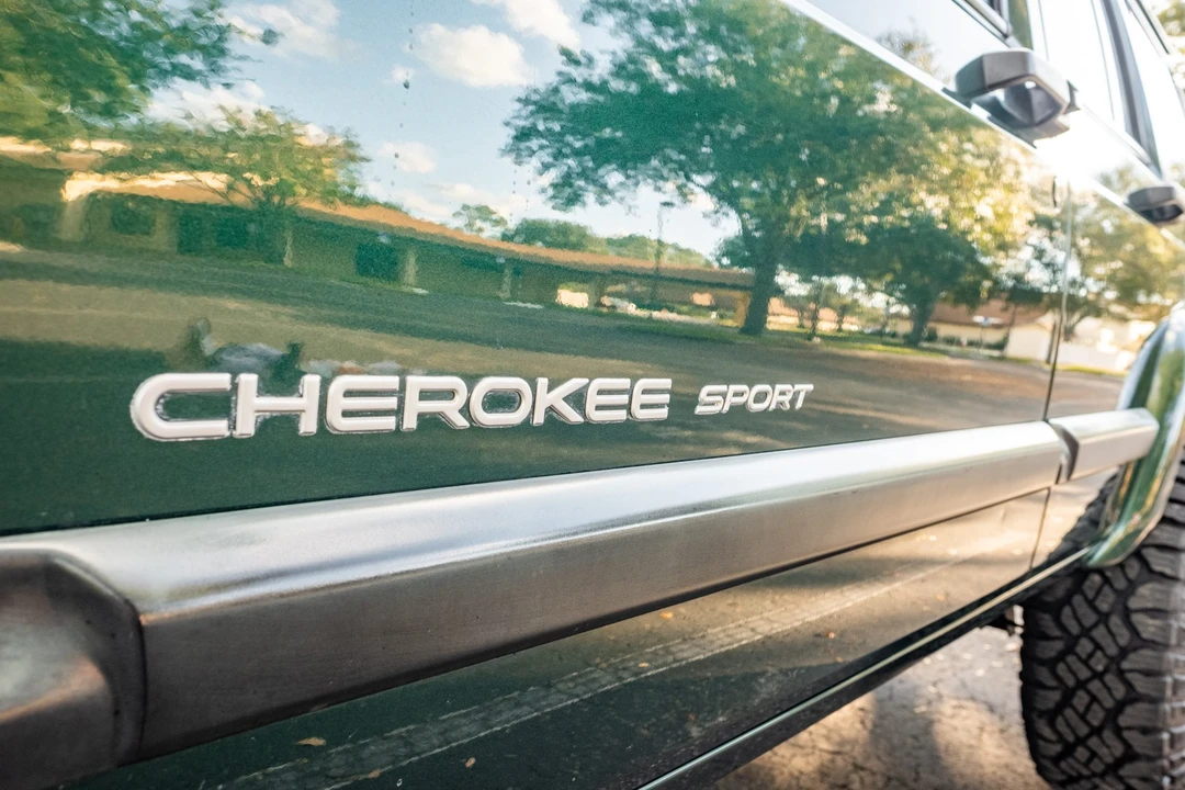 2000 Jeep XJ Cherokee - Image 26 of 31