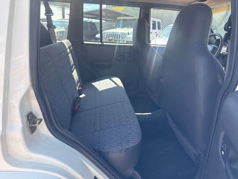 2000 Jeep XJ Cherokee - Image 17 of 21
