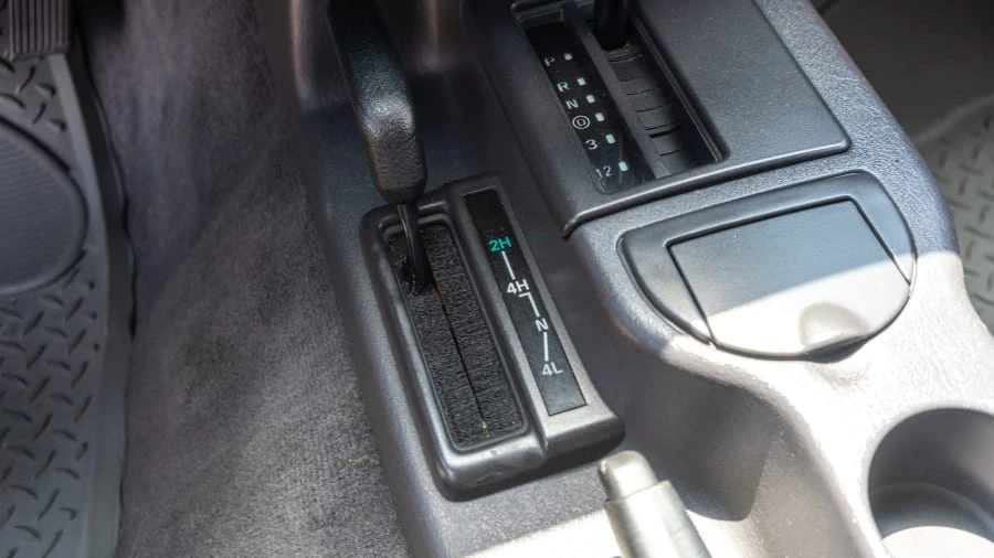 2000 Jeep XJ Cherokee - Image 9 of 12