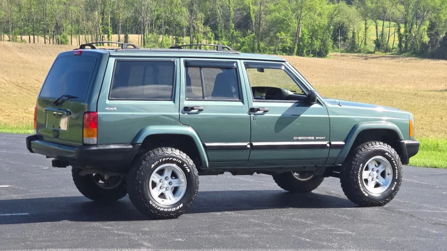 2000 Jeep XJ Cherokee - Image 3 of 8