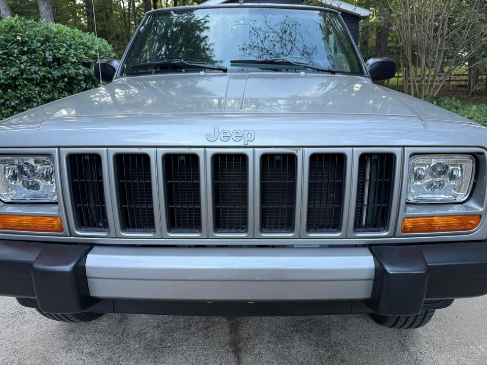 2000 Jeep XJ Cherokee - Image 6 of 31