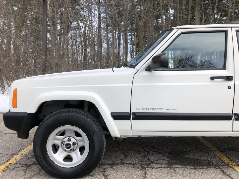 2000 Jeep XJ Cherokee - Image 30 of 31
