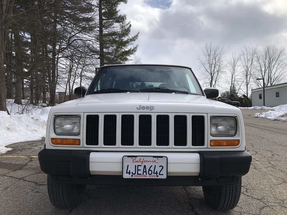 2000 Jeep XJ Cherokee - Image 5 of 31