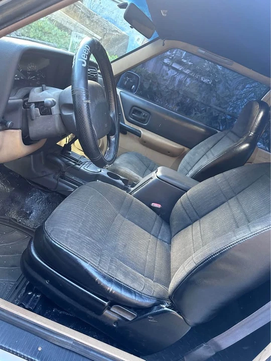 2000 Jeep XJ Cherokee - Image 7 of 14