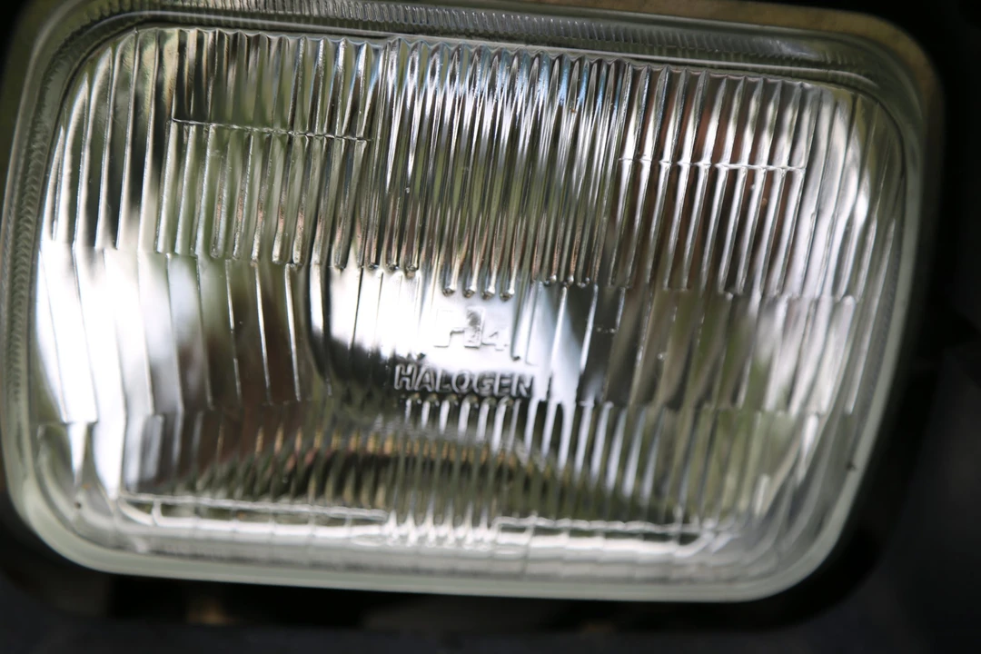 2000 Jeep XJ Cherokee - Image 27 of 31