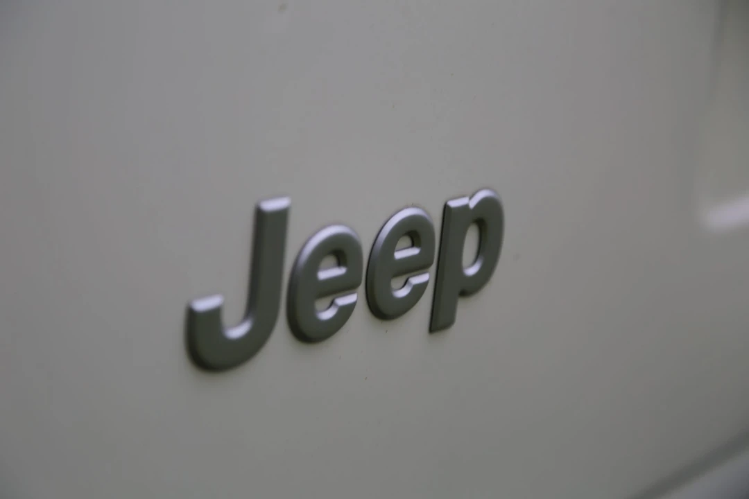2000 Jeep XJ Cherokee - Image 30 of 31