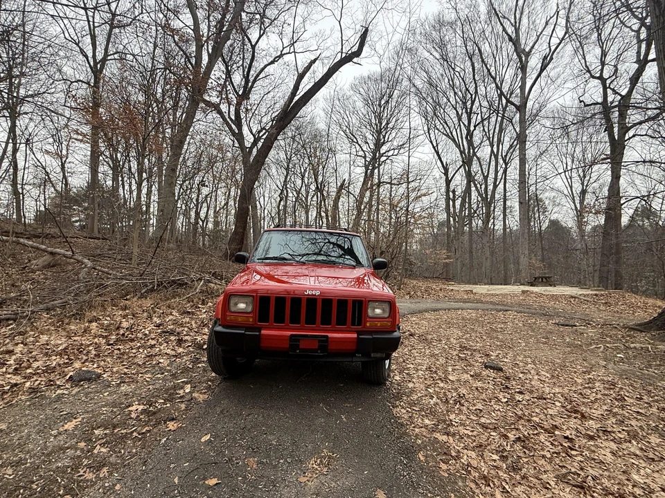 2000 Jeep XJ Cherokee - Image 25 of 31